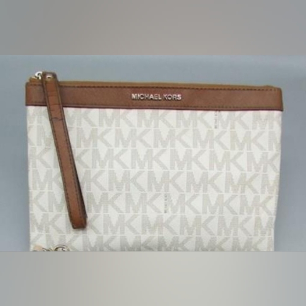 Vintage Michael Kors signature monogram logo leather white wristlet - Picture 6 of 16